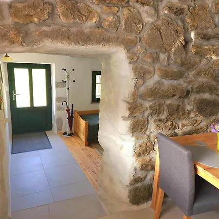 Apartma Lavanda Počitniška hiša Vremski Britof